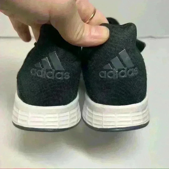 ADDIAS NWOB Light Motion (End Plastic Waste) Black and White Sneaker Sz 3 Youth - Picture 5 of 9